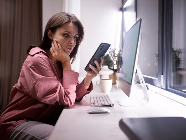 working-from-home-ergonomic-workstation